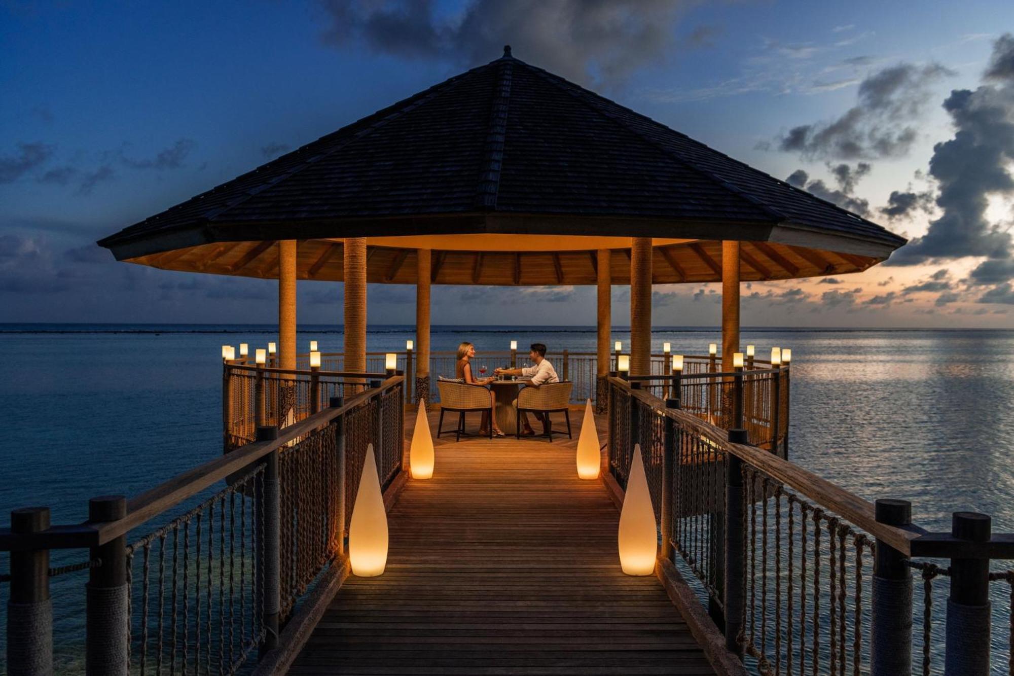 Le Méridien Maldives Resort&Spa Kurendhoo Esterno foto